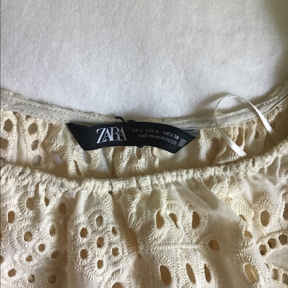 ✨ZARA Embroidered Top✨ - Picture 7 of 9